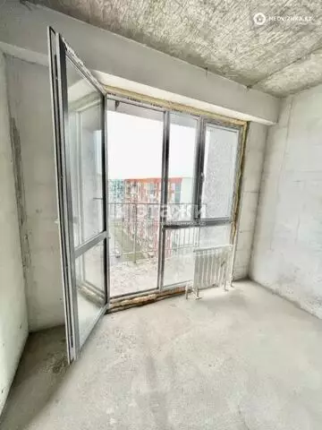 1-комнатная квартира, этаж 10 из 10, 32 м²