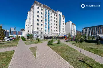 3-комнатная квартира, этаж 2 из 8, 64 м²