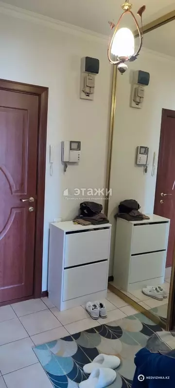 1-комнатная квартира, этаж 9 из 9, 55 м²