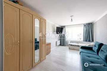 2-комнатная квартира, этаж 1 из 10, 58 м²