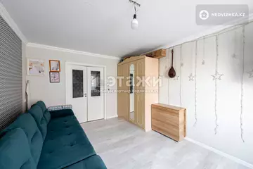 2-комнатная квартира, этаж 1 из 10, 58 м²