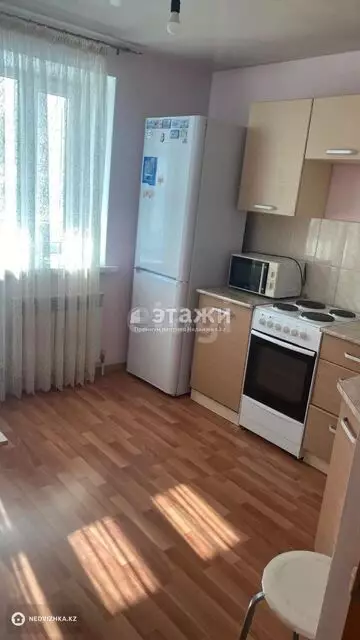 61.4 м², 2-комнатная квартира, этаж 3 из 5, 61 м², изображение - 1