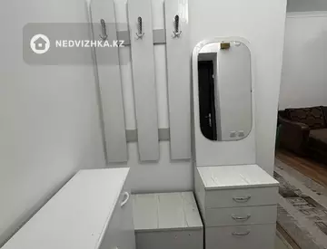 2-комнатная квартира, этаж 1 из 2, 50 м², посуточно