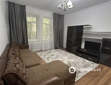 2-комнатная квартира, этаж 1 из 2, 50 м², посуточно