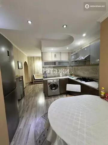 2-комнатная квартира, этаж 2 из 5, 55 м²