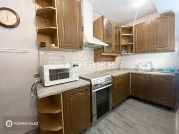 3-комнатная квартира, этаж 6 из 7, 115 м², на длительный срок