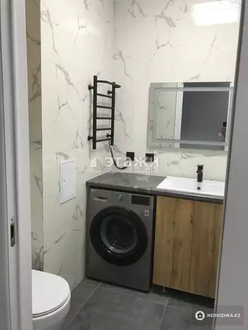 2-комнатная квартира, этаж 9 из 9, 51 м²