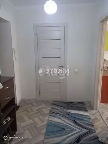 1-комнатная квартира, этаж 3 из 6, 42 м²