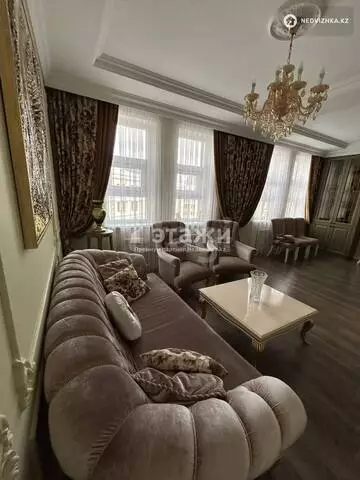 3-комнатная квартира, этаж 7 из 9, 112 м²