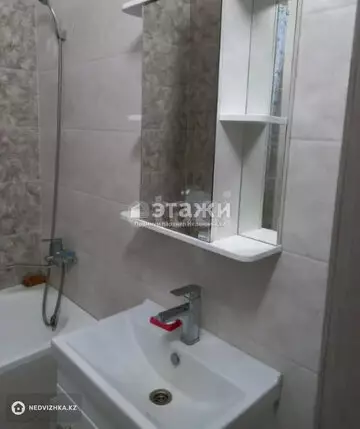 1-комнатная квартира, этаж 2 из 9, 39 м²