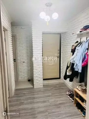 2-комнатная квартира, этаж 5 из 5, 42 м²