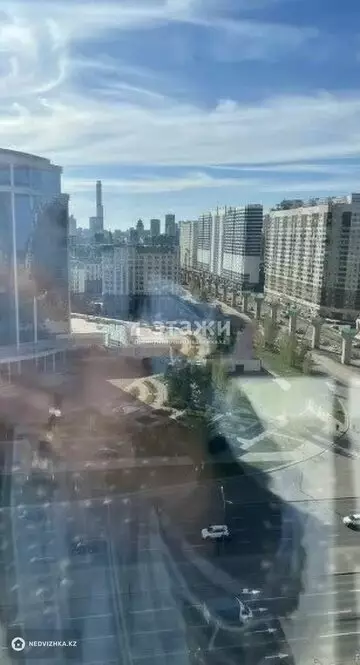 4-комнатная квартира, этаж 15 из 18, 144 м²