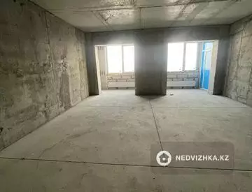 2-комнатная квартира, этаж 8 из 20, 76 м²