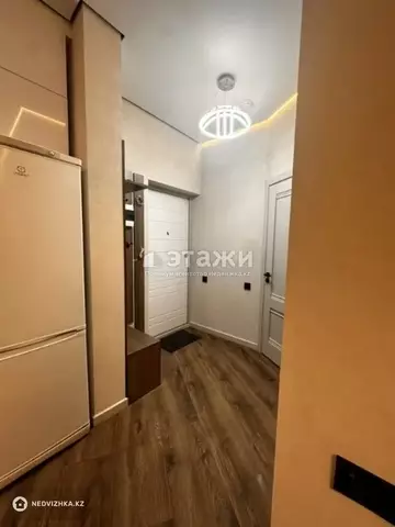 2-комнатная квартира, этаж 12 из 13, 42 м²