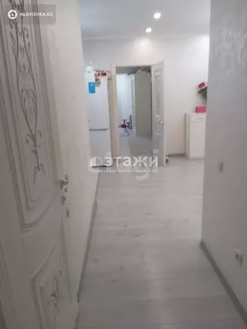 2-комнатная квартира, этаж 10 из 13, 72 м²