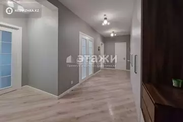 3-комнатная квартира, этаж 15 из 19, 110 м², на длительный срок