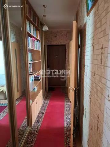 2-комнатная квартира, этаж 3 из 8, 60 м²