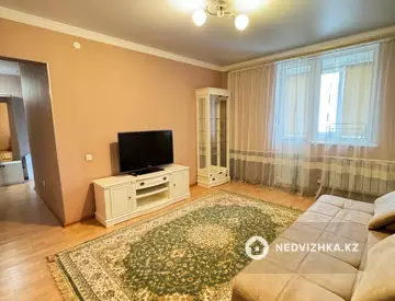 1-комнатная квартира, этаж 11 из 12, 38 м², на длительный срок