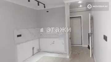 2-комнатная квартира, этаж 3 из 10, 31 м²