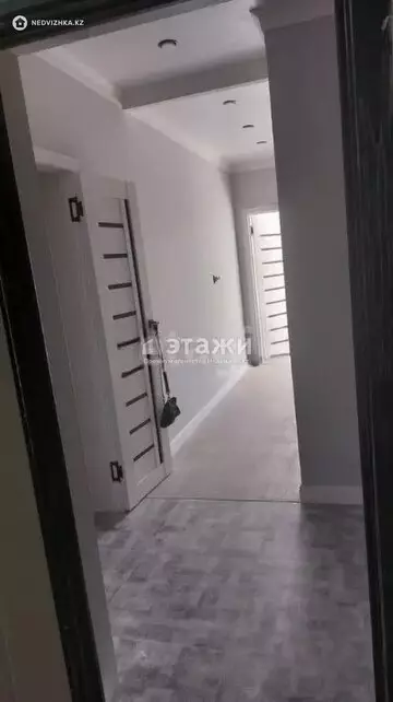 2-комнатная квартира, этаж 3 из 10, 31 м²