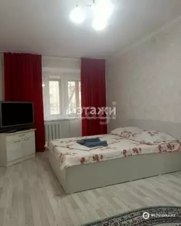 1-комнатная квартира, этаж 2 из 4, 30 м²