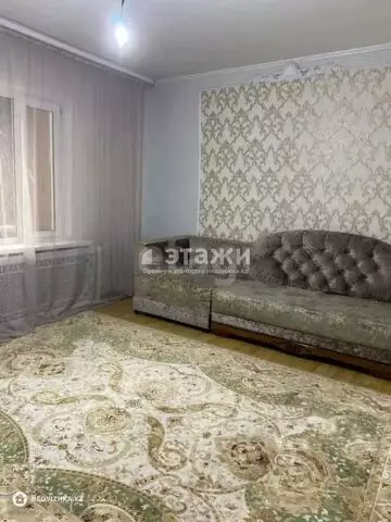 3-комнатная квартира, этаж 2 из 13, 72 м²