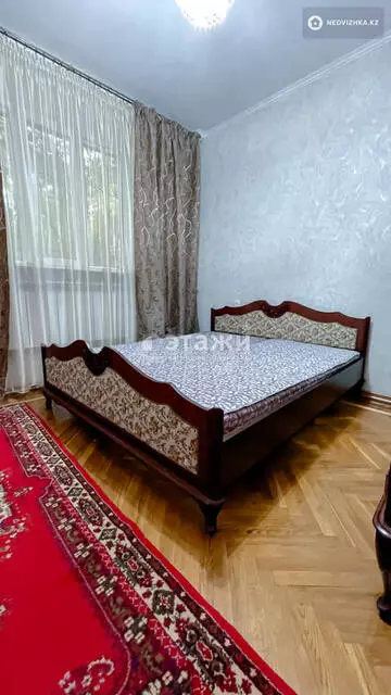 2-комнатная квартира, этаж 1 из 5, 56 м², на длительный срок