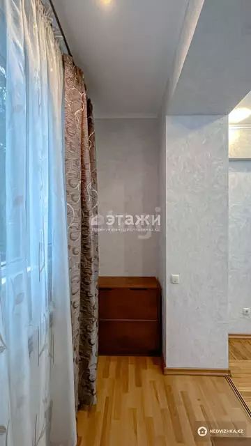 2-комнатная квартира, этаж 1 из 5, 56 м², на длительный срок