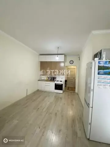 1-комнатная квартира, этаж 13 из 13, 36 м²