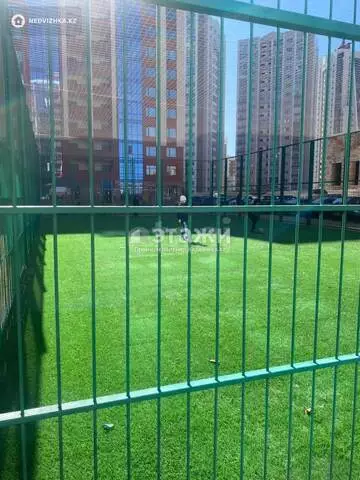 1-комнатная квартира, этаж 4 из 13, 41 м²