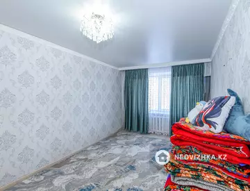 1-комнатная квартира, этаж 3 из 5, 36 м²