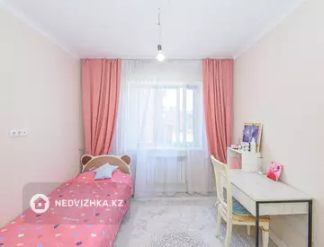 3-комнатная квартира, этаж 2 из 3, 105 м²