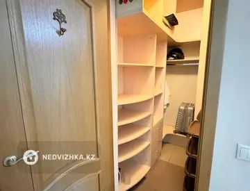 2-комнатная квартира, этаж 7 из 17, 65 м²