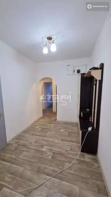 3-комнатная квартира, этаж 1 из 6, 84 м²