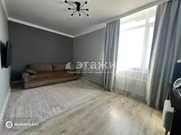 2-комнатная квартира, этаж 7 из 14, 60 м²