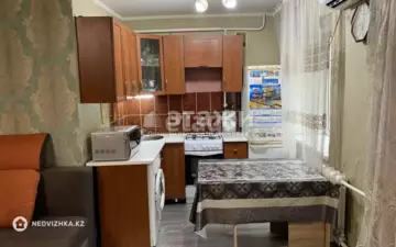 2-комнатная квартира, этаж 2 из 4, 42 м²