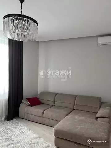 2-комнатная квартира, этаж 2 из 10, 68 м²