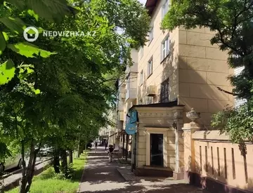 4-комнатная квартира, этаж 2 из 4, 86 м²