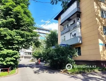 4-комнатная квартира, этаж 2 из 4, 86 м²