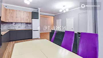 3-комнатная квартира, этаж 4 из 20, 100 м², на длительный срок