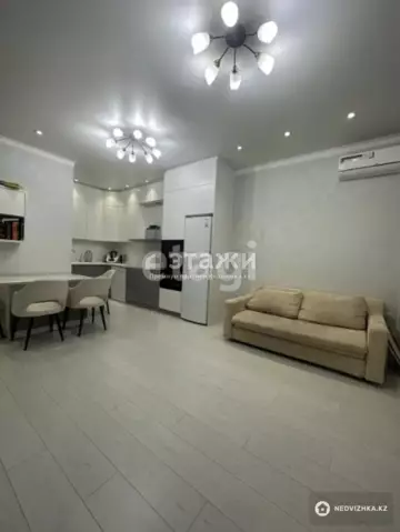 4-комнатная квартира, этаж 4 из 6, 108 м²