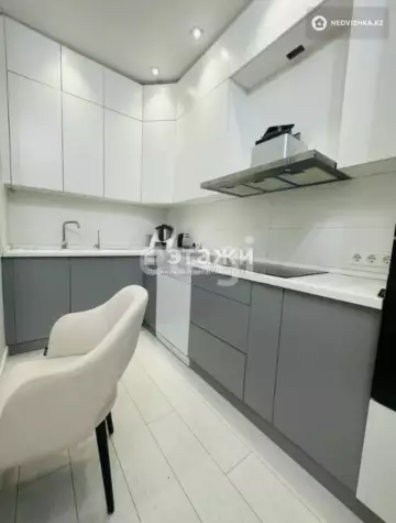 4-комнатная квартира, этаж 4 из 6, 108 м²