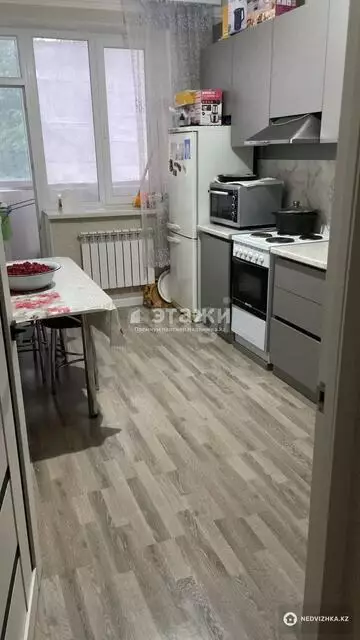 1-комнатная квартира, этаж 1 из 9, 38 м²