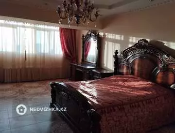 3-комнатная квартира, этаж 9 из 12, 100 м², на длительный срок