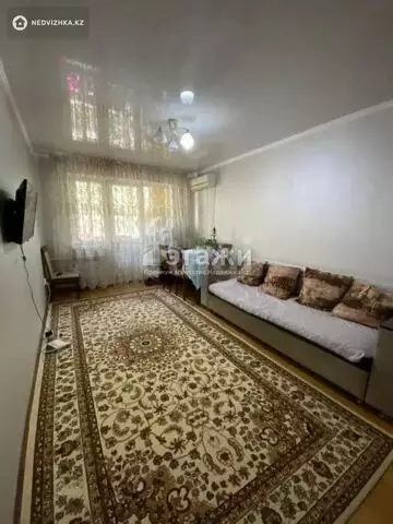 2-комнатная квартира, этаж 4 из 4, 43 м²