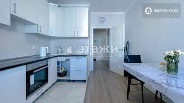 3-комнатная квартира, этаж 10 из 12, 82 м²