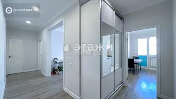 3-комнатная квартира, этаж 10 из 12, 82 м²