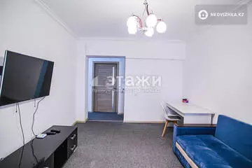 2-комнатная квартира, этаж 1 из 5, 51 м², на длительный срок