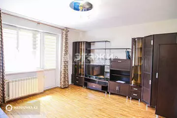 2-комнатная квартира, этаж 6 из 12, 56 м², на длительный срок