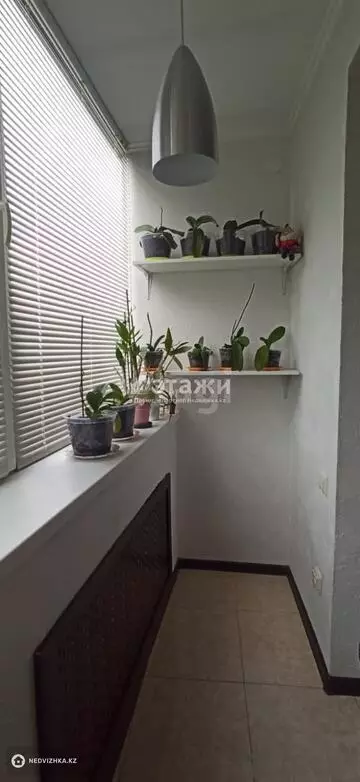 2-комнатная квартира, этаж 4 из 5, 48 м²